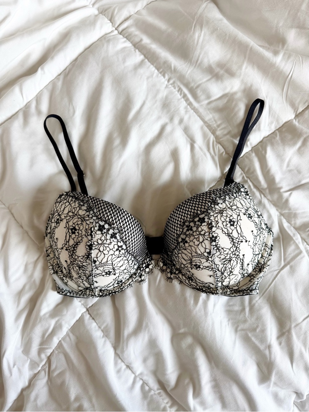 Victoria's Secret Black and White Floral Lace Push-Up Bra